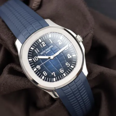 Patek Philippe Aquanaut 5168G-001 42mm White gold Blue 13