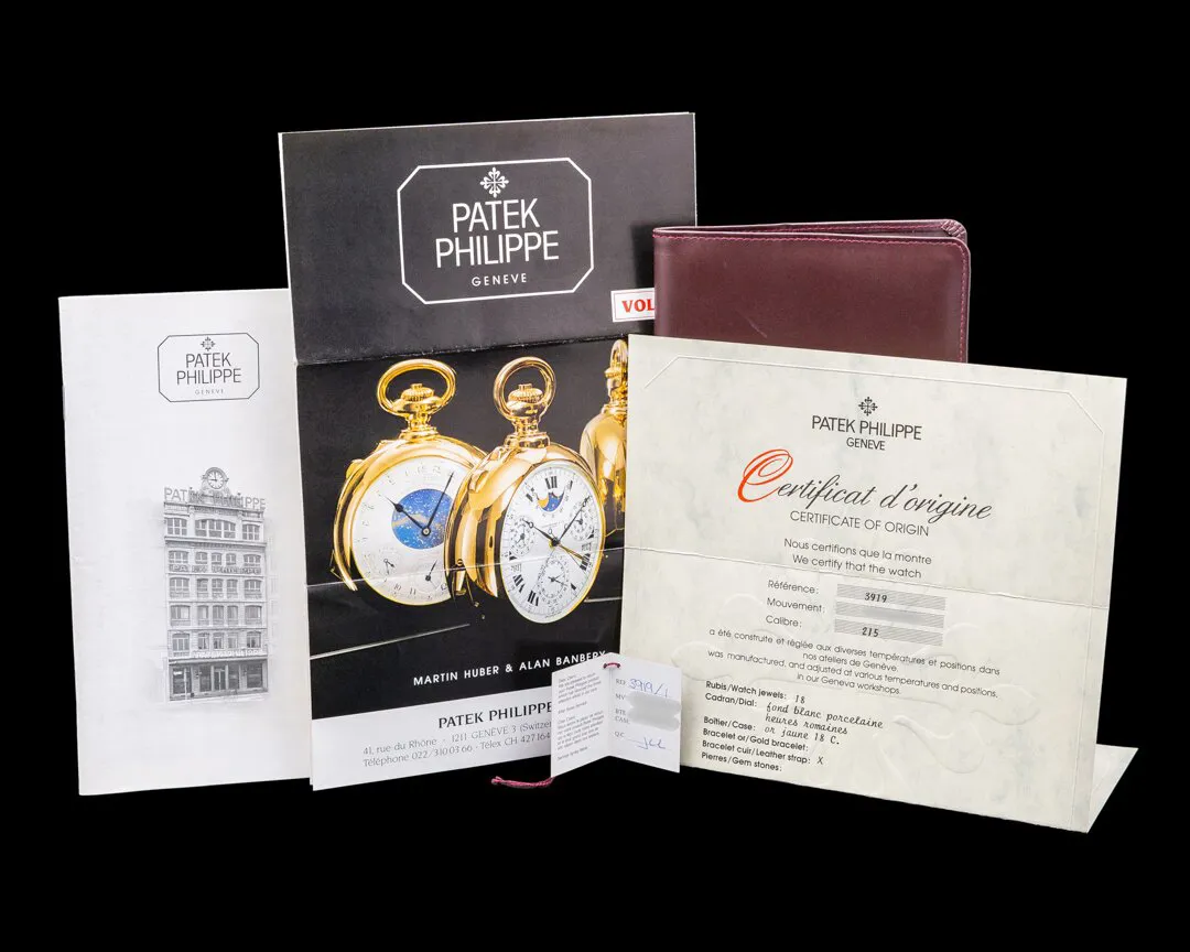 Patek Philippe Calatrava 3919J-001 33mm Yellow gold White 8