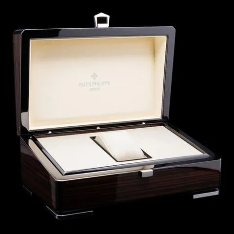 Patek Philippe Gondolo 5135G-001 39mm White gold Silver 10