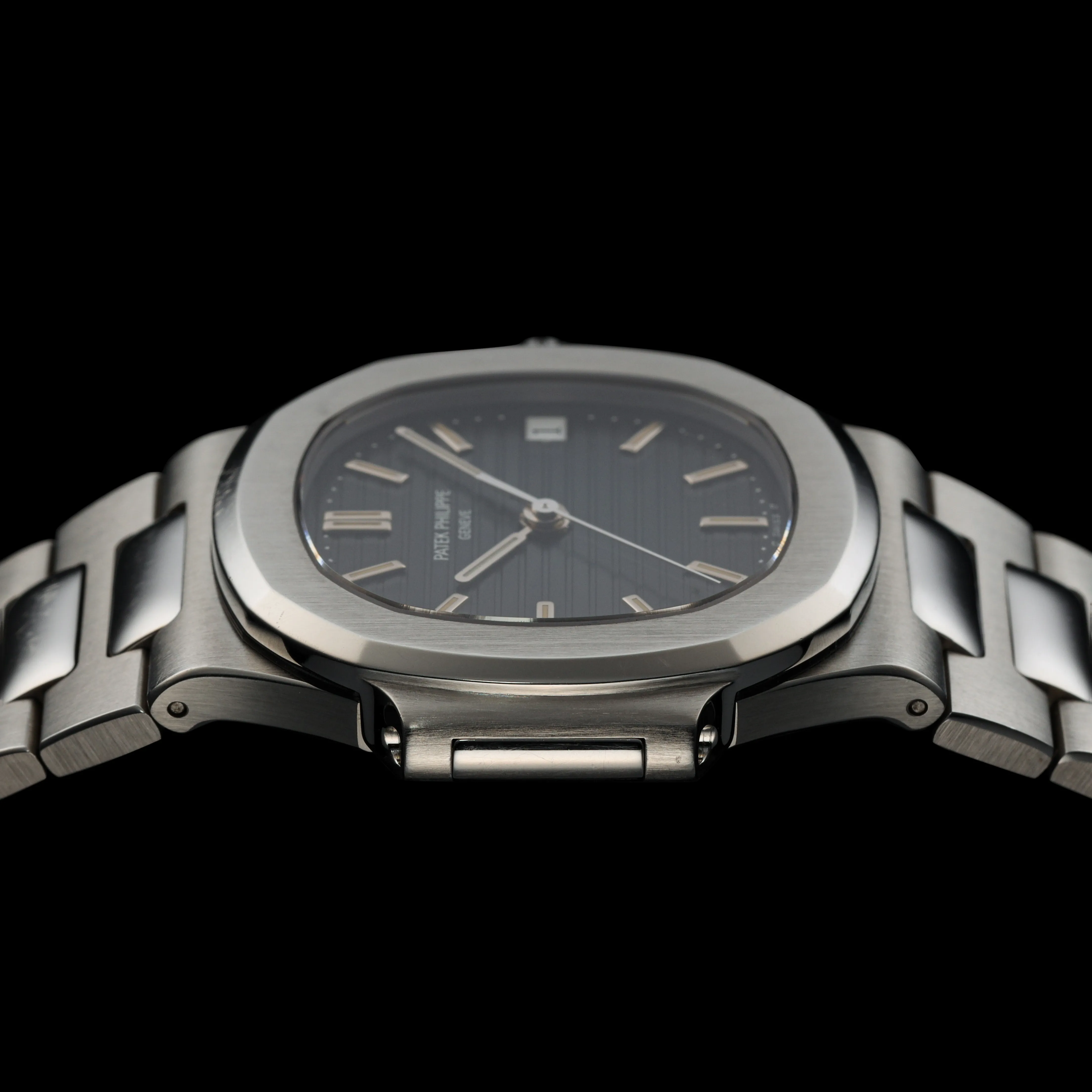 Patek Philippe Nautilus 3800/001 37mm Stainless steel 3