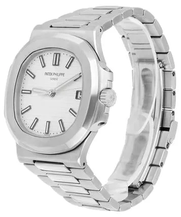 Patek Philippe Nautilus 5711 40mm Stainless steel White 2