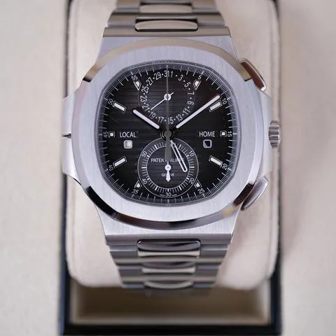 Patek Philippe Nautilus 5990/1A-001 40.5mm Stainless steel Black 2