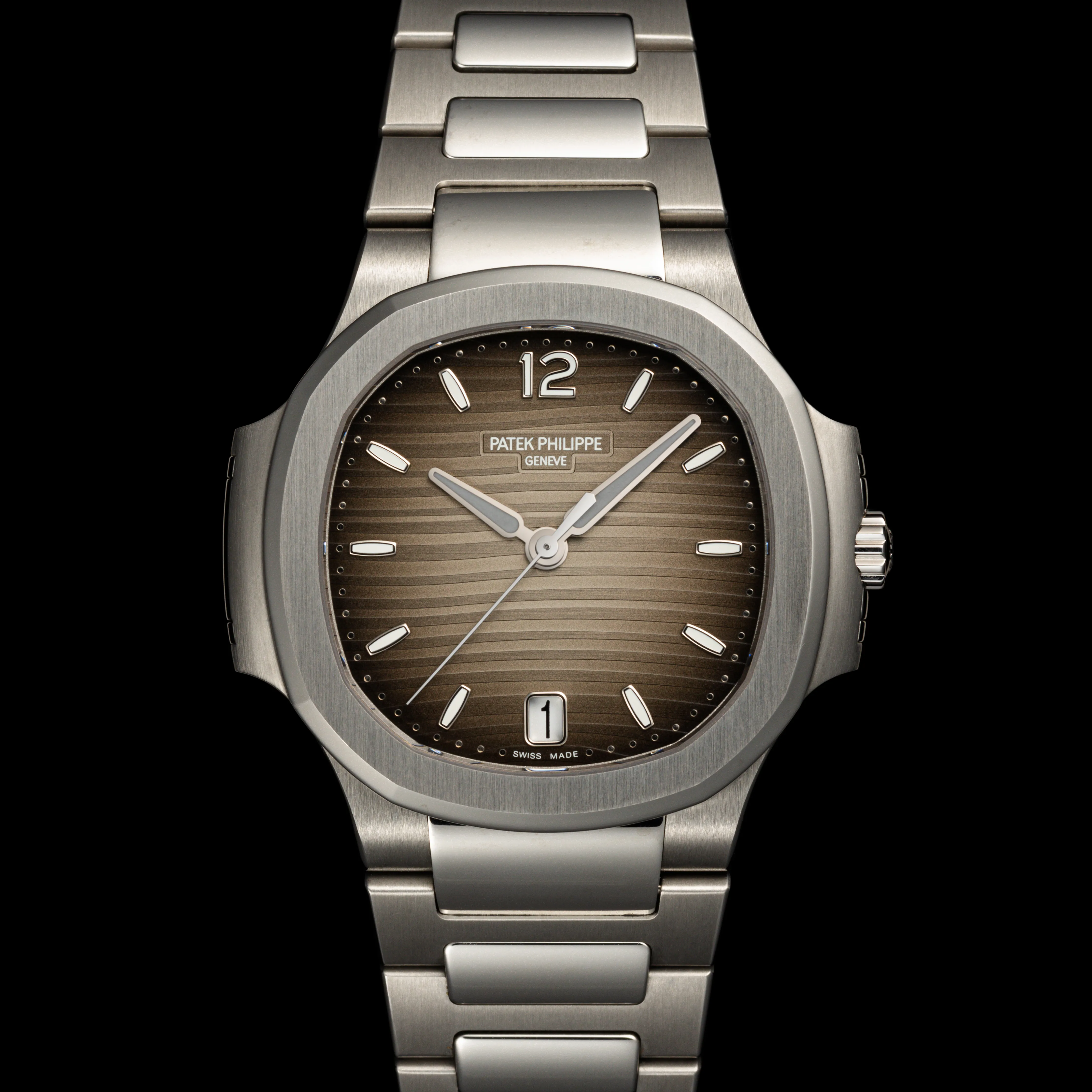 Patek Philippe Nautilus 7118/1A-011