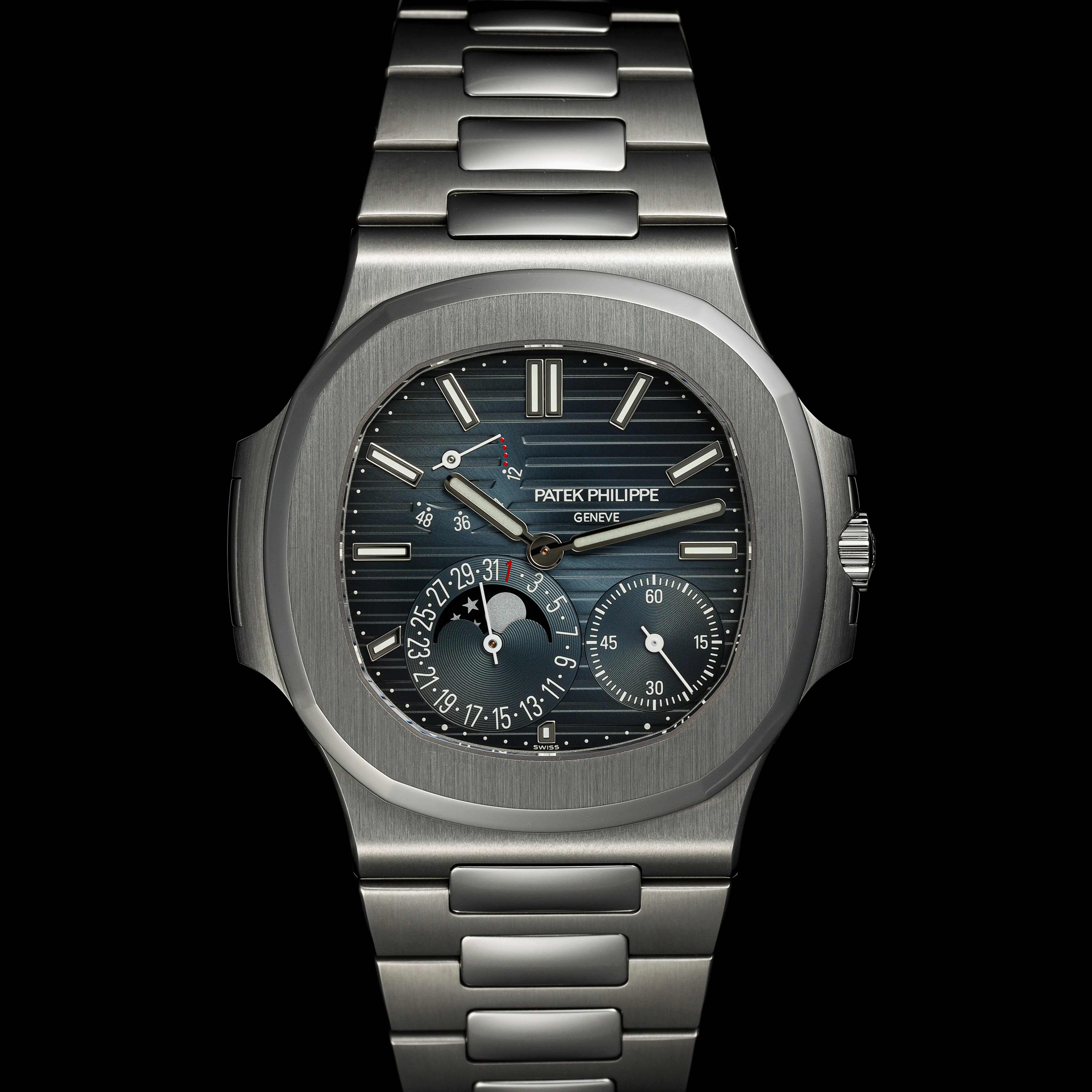 Patek Philippe Nautilus Moonphase 5712/1A-001 38mm Stainless steel Blue