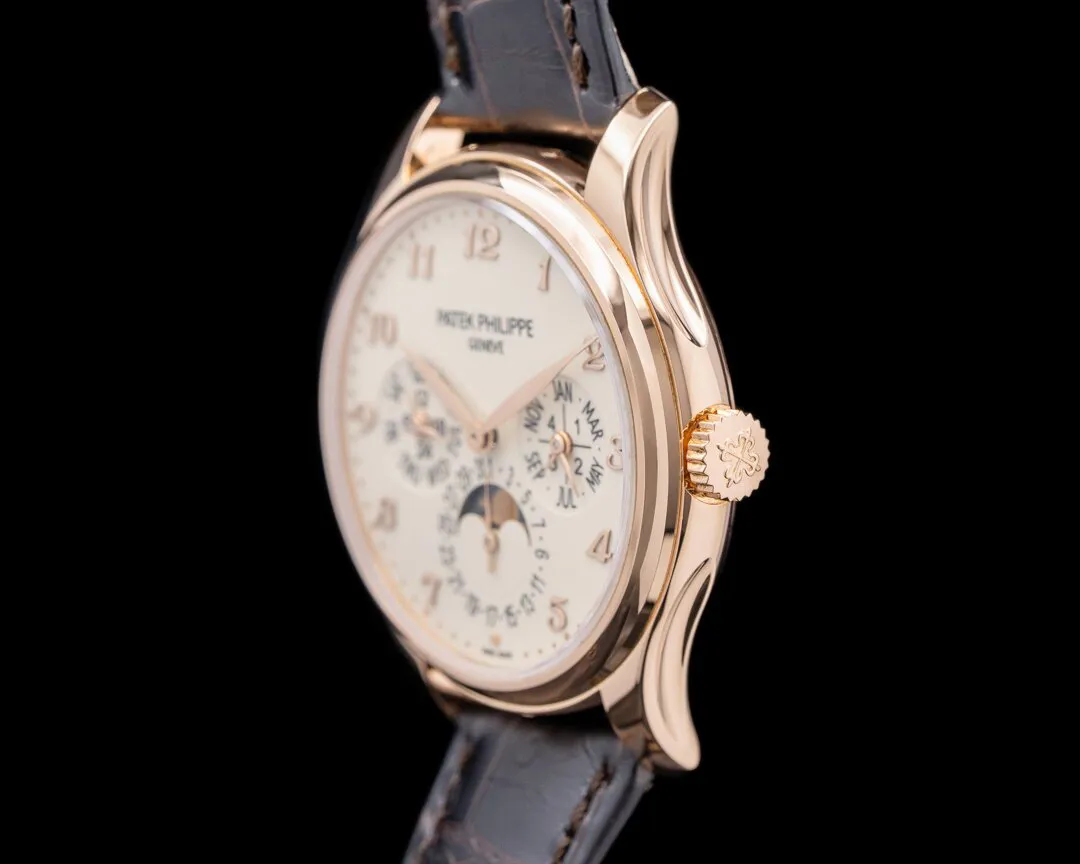 Patek Philippe Perpetual Calendar 5327R-001 39mm Rose gold Ivory 2