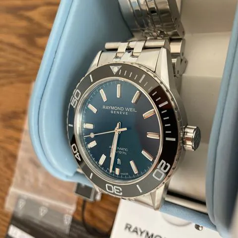 Raymond Weil Freelancer 2760-ST1-GVA01 Stainless steel Blue