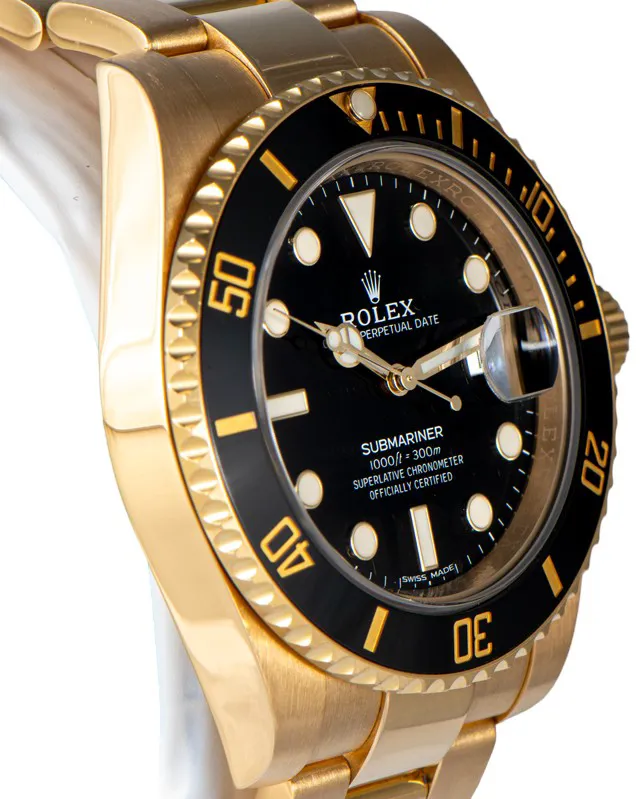 Rolex Submariner 116618LN 40mm Yellow gold Black 2