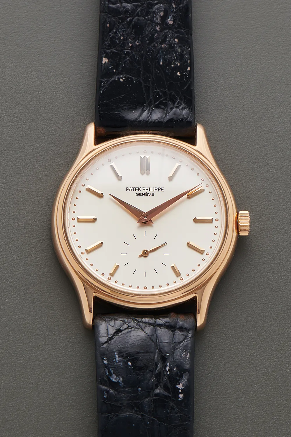 Patek Philippe Calatrava 3923 32mm 18k rose gold Cream white