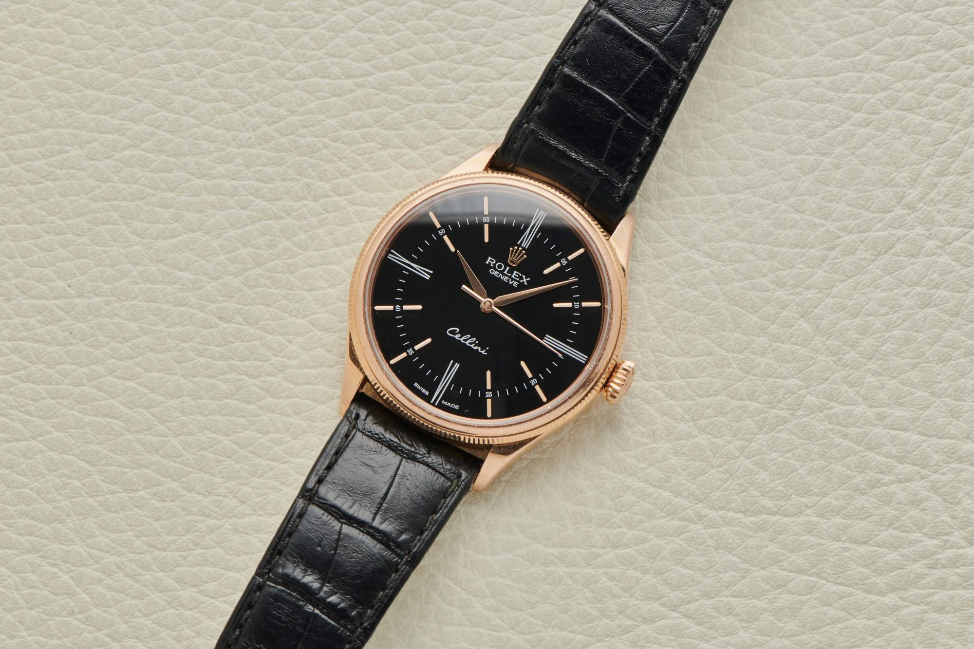 Rolex Cellini 50505 39mm Rose gold Black 1