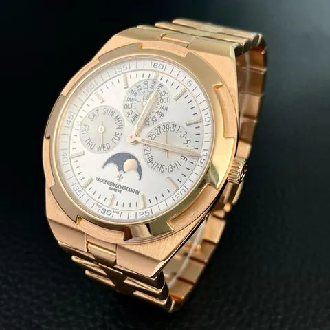 Vacheron Constantin Overseas 4300V/120R-B064 41.5mm Rose gold Silver