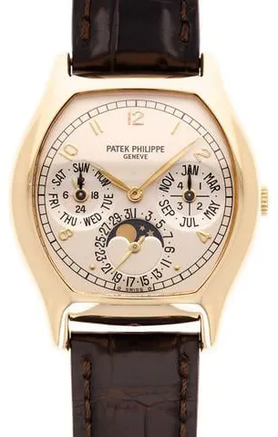 Patek Philippe Perpetual Calendar 5040J-014 35mm Yellow gold Silver