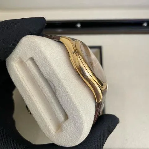 Patek Philippe Calatrava 5127J-001 37mm Yellow gold Silver 2