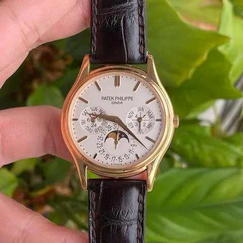 Patek Philippe Perpetual Calendar 5140R-011 37mm Rose gold Silver