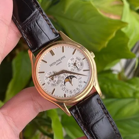 Patek Philippe Perpetual Calendar 5140R-011 37mm Rose gold Silver 1