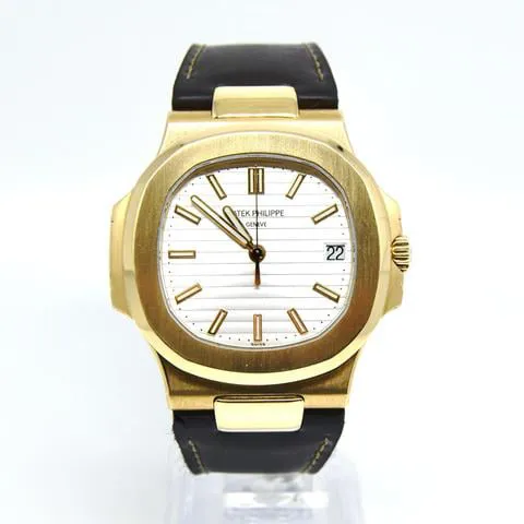 Patek Philippe Nautilus 5711J-001 40mm Yellow gold Silver