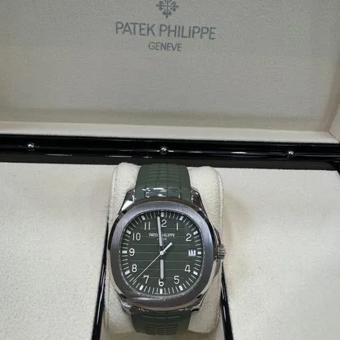 Patek Philippe Aquanaut 5168G-010 42mm White gold Green 7