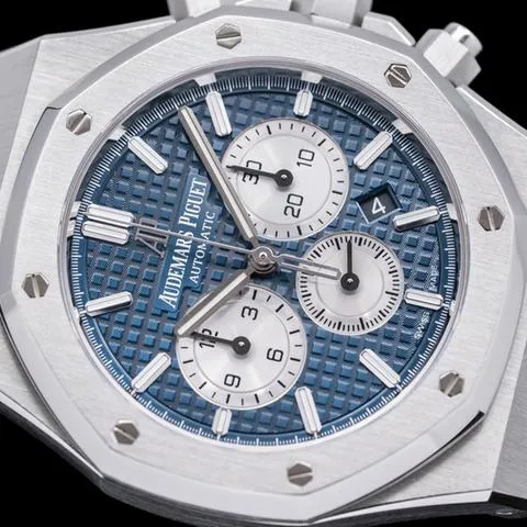 Audemars Piguet Royal Oak 26331ST.OO.1220ST.01 41mm Stainless steel Blue 4