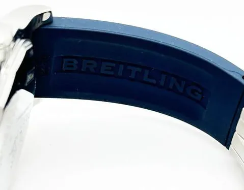 Breitling Superocean Y17393 44mm Stainless steel Blue 5