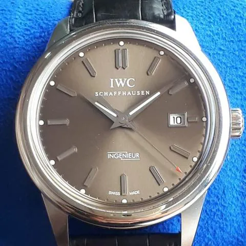 IWC Ingenieur Automatic 323311 42.5mm Stainless steel Brown