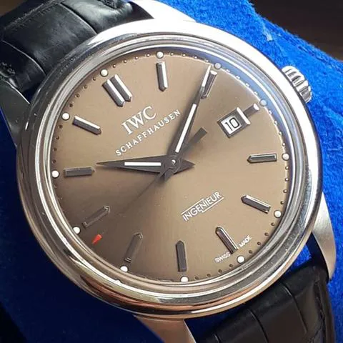 IWC Ingenieur Automatic 323311 42.5mm Stainless steel Brown 2