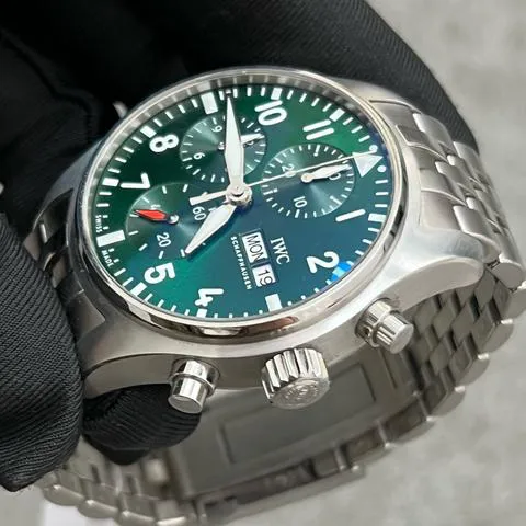 IWC Pilot IW388104 41mm Stainless steel Green 2