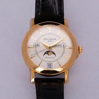 Patek Philippe Annual Calendar 5150J 18k yellow gold Silver