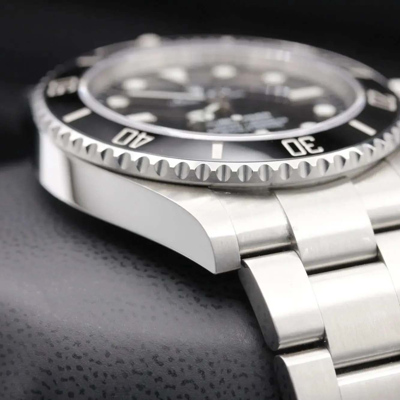 Rolex Submariner 124060-0001 41mm Oystersteel Black 2