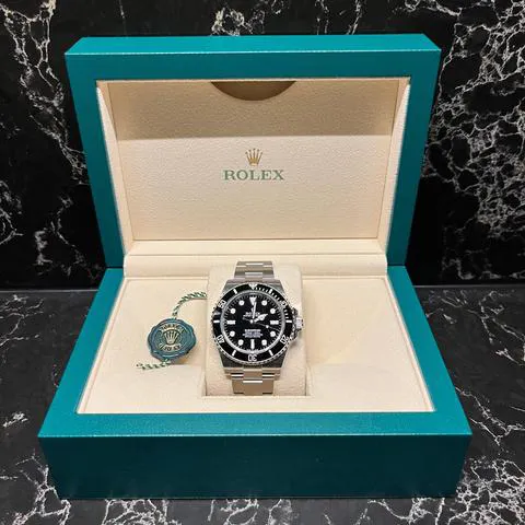 Rolex Submariner 124060LN 41mm Stainless steel Black 4