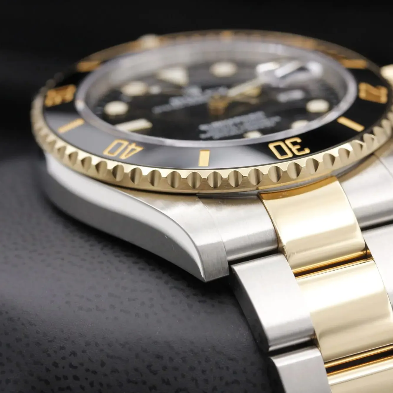 Rolex Submariner 126613LN-0002 41mm Yellow gold and Oystersteel Black 2