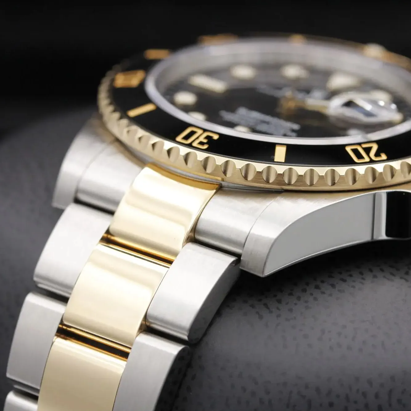 Rolex Submariner 126613LN-0002 41mm Yellow gold and Oystersteel Black 4