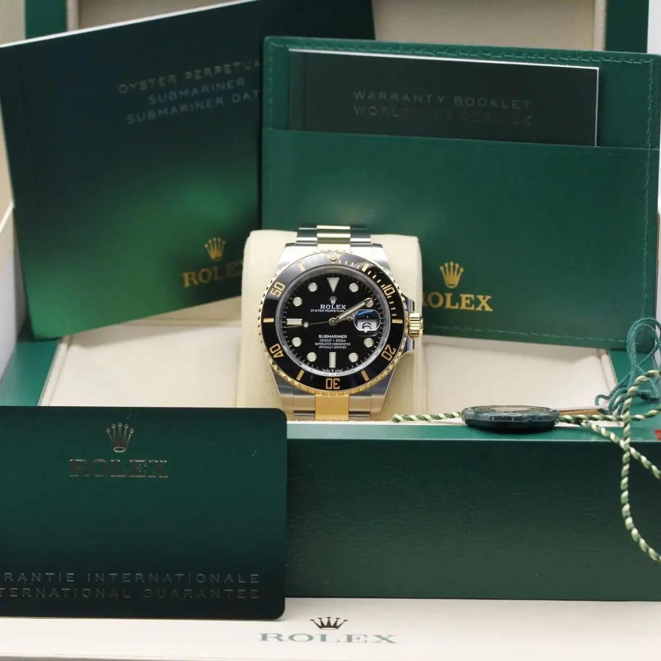 Rolex Submariner 126613LN-0002 41mm Yellow gold and Oystersteel Black 7