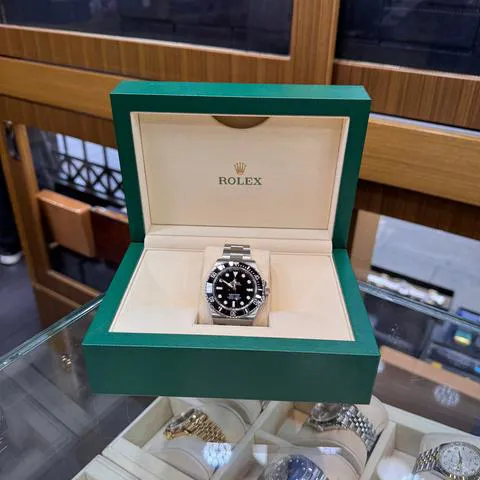 Rolex Submariner 124060 41mm Stainless steel Black 9