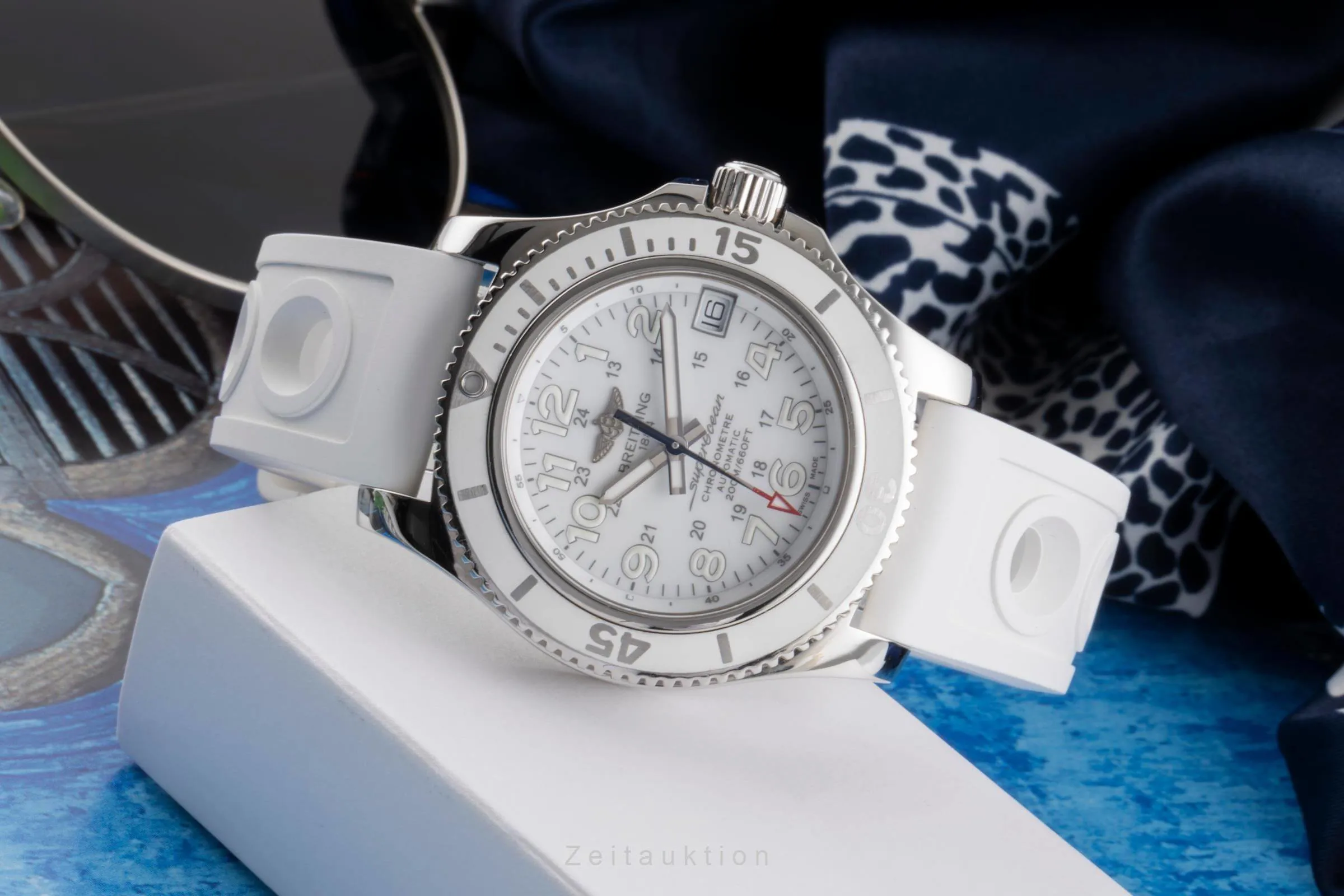 Breitling Superocean A17312 36mm Stainless steel White 1