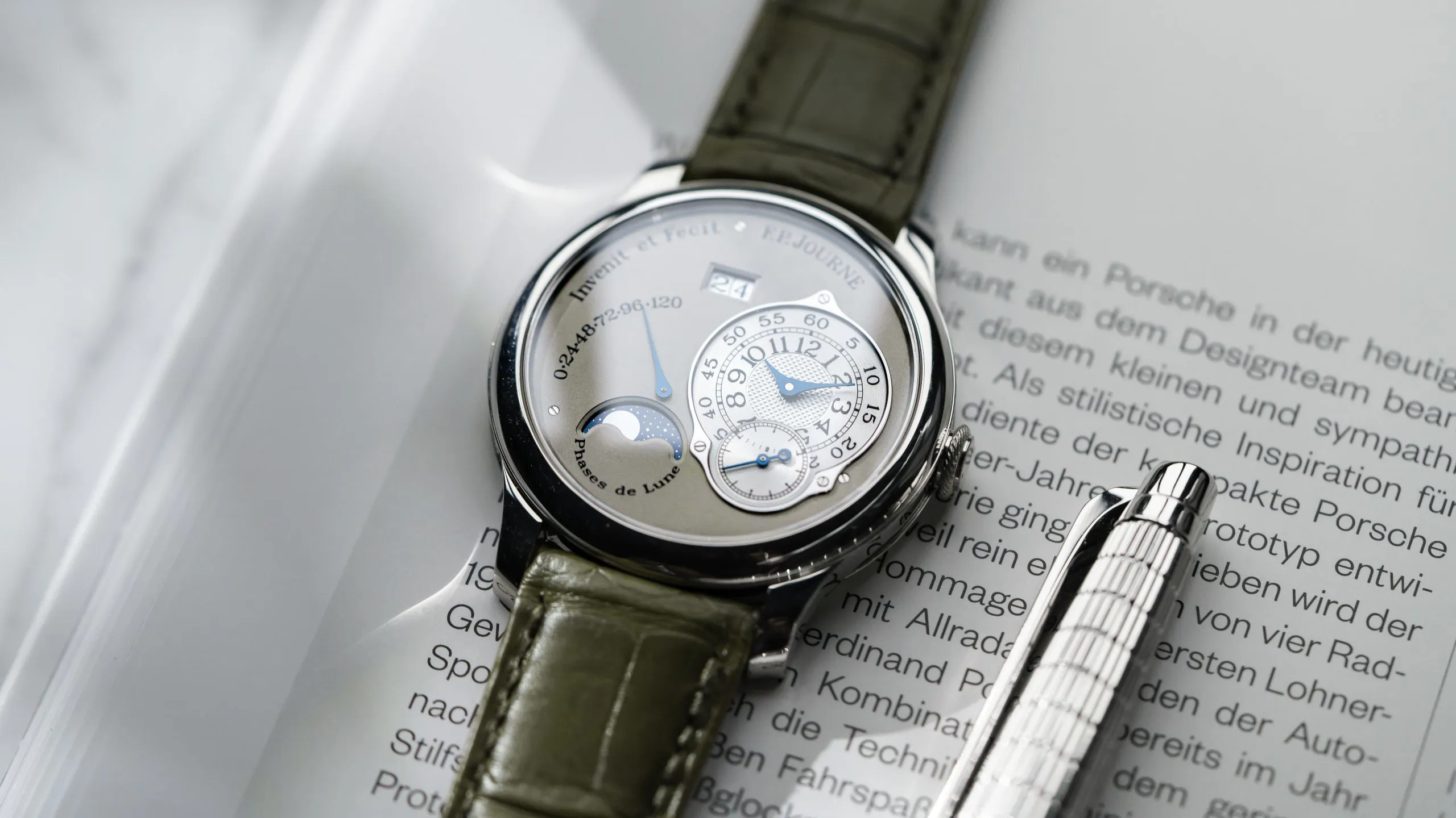 F.P. Journe OCTA LUNE L 40mm Platinum White 9