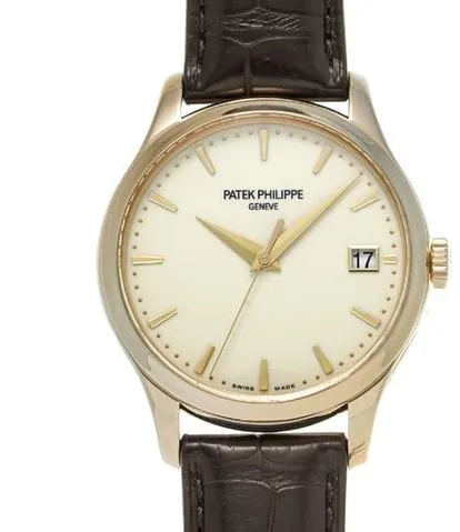 Patek Philippe Calatrava 5227J-001 39mm Yellow gold White