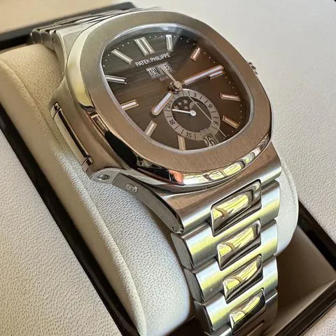 Patek Philippe Nautilus 5726/1A-001 40.5mm Stainless steel Black