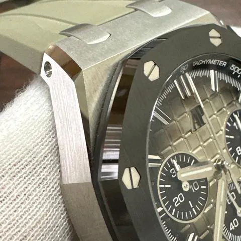 Audemars Piguet Royal Oak Offshore 26420SO.OO.A600CA.01 43mm Stainless steel Brown 4