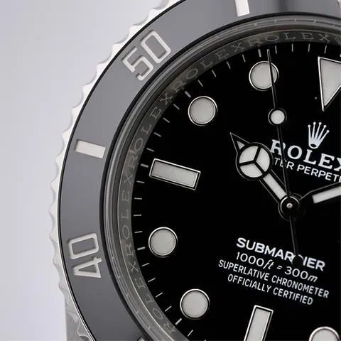 Rolex Submariner (No Date) 41 124060 41mm Stainless steel Black 11