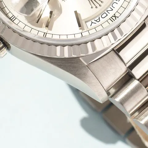 Rolex Day-Date 36 118239 36mm White gold Silver 6