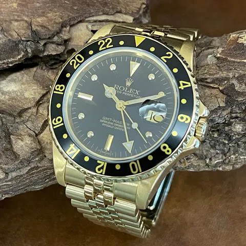 Rolex GMT-Master 16758 40mm Yellow gold Black