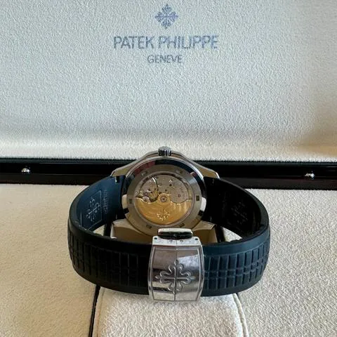 Patek Philippe Aquanaut 5167A-001 40.8mm Stainless steel Gray 6