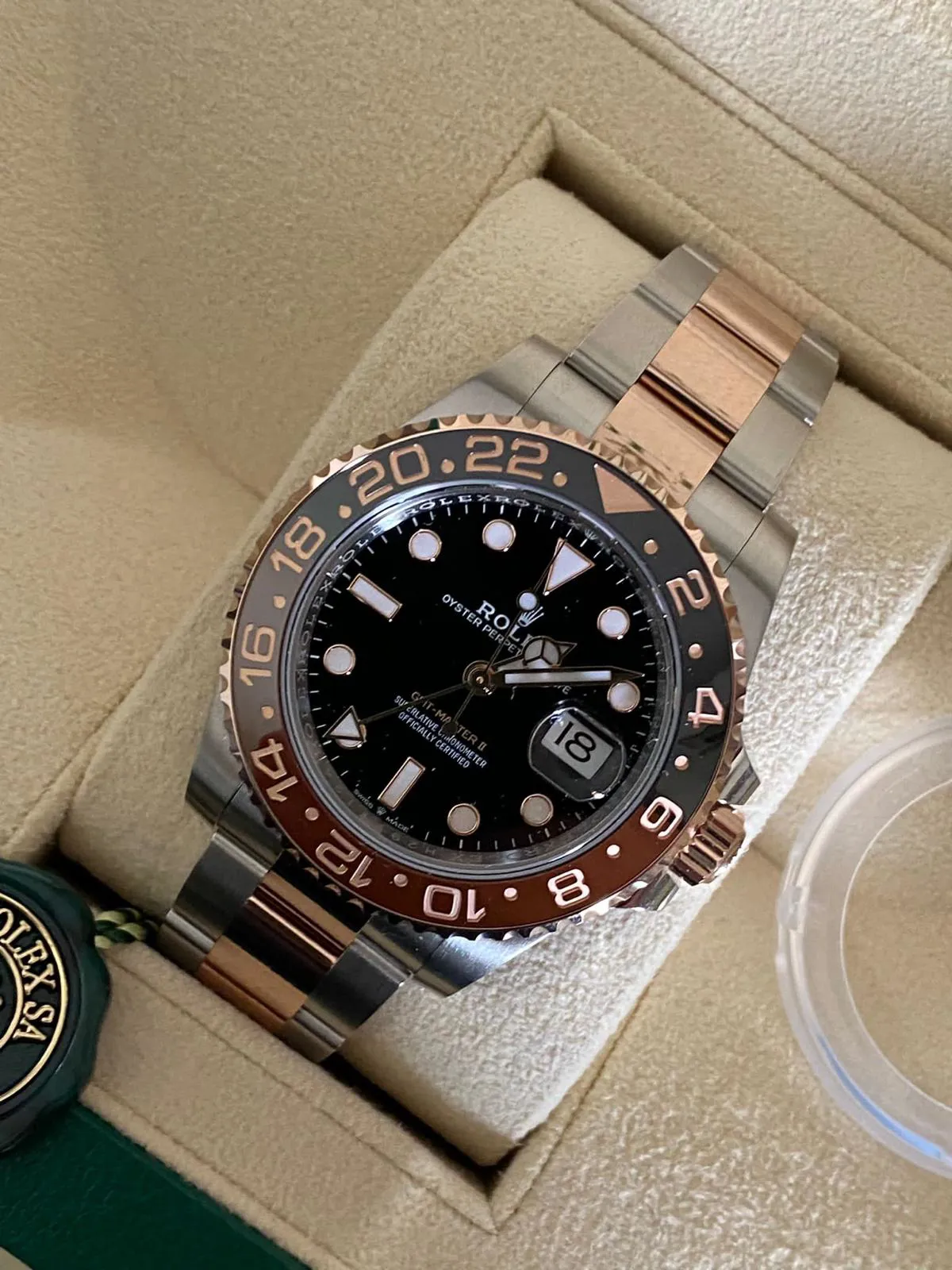 Rolex GMT-Master II 126711CHNR 40mm Yellow gold and Stainless steel Black 5