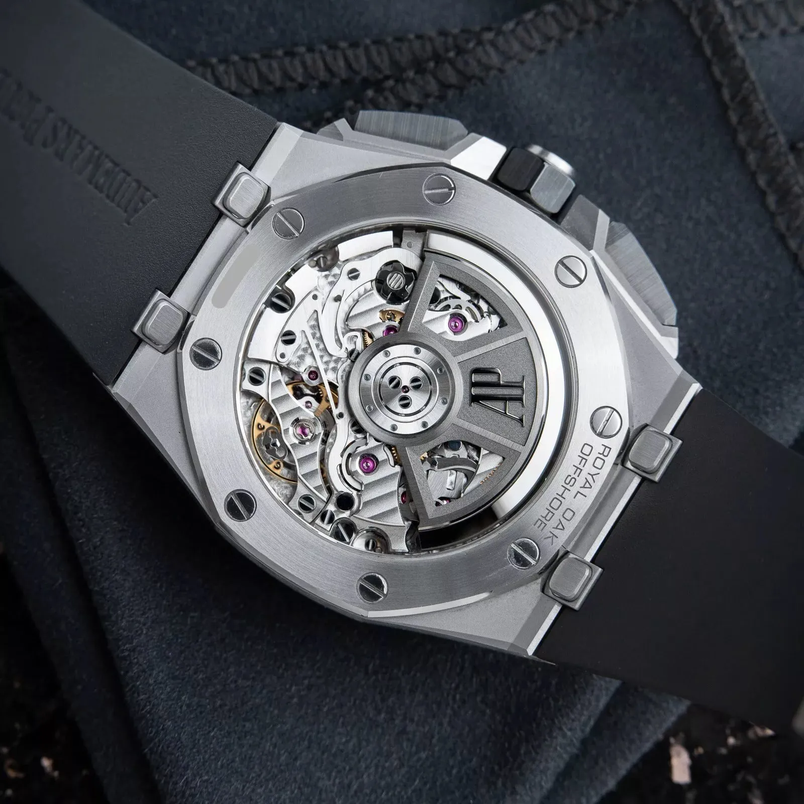 Audemars Piguet Royal Oak Offshore 26420SO.OO.A002CA.01 43mm Ceramic Black 3