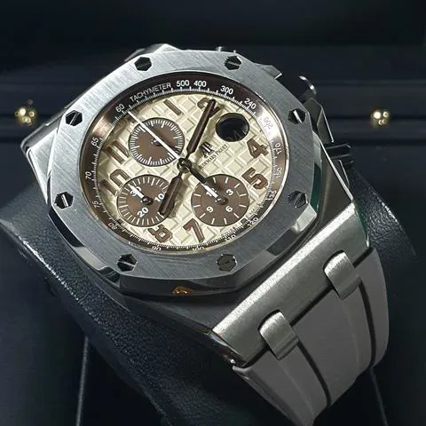 Audemars Piguet Royal Oak Offshore 26470ST.OO.A801CR.01 42mm Stainless steel Beige