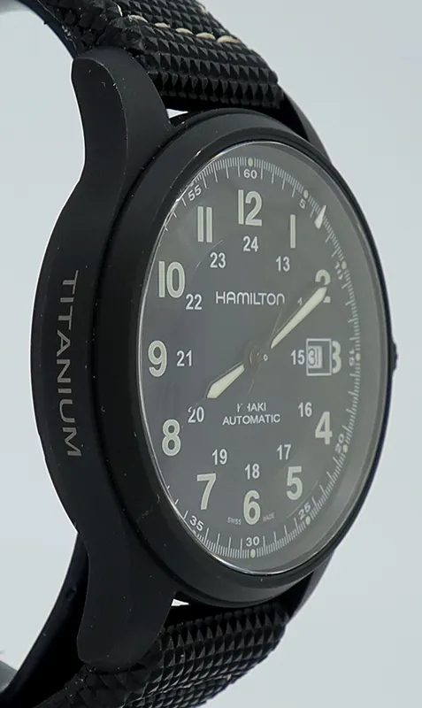 Hamilton Khaki Field H70575733 42mm Black PVD titanium Black 2