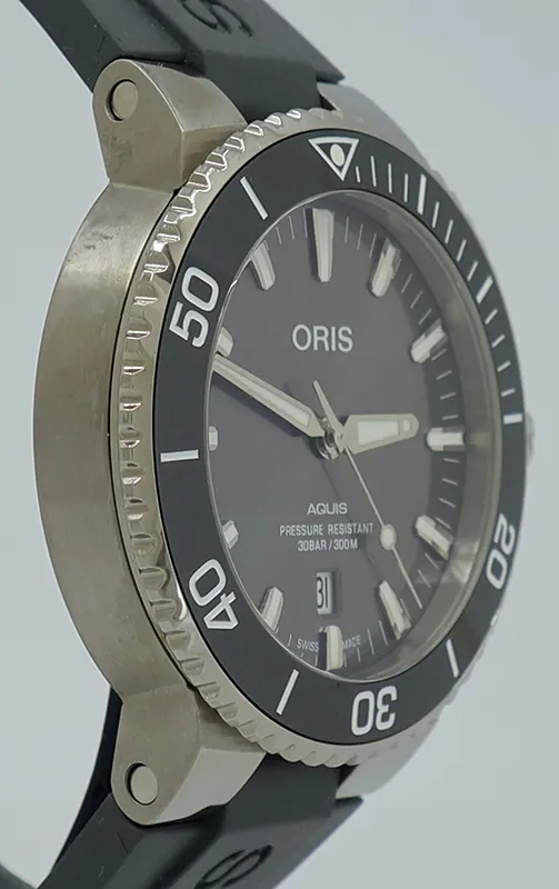 Oris Aquis Titanium Date 01 733 7730 7153-07 4 24 63TEB 43.5mm Titanium Gray 2