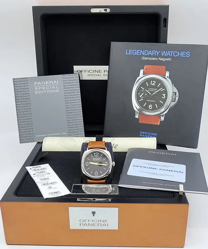 Panerai Radiomir PAM 232 47mm Stainless steel tobacco 6