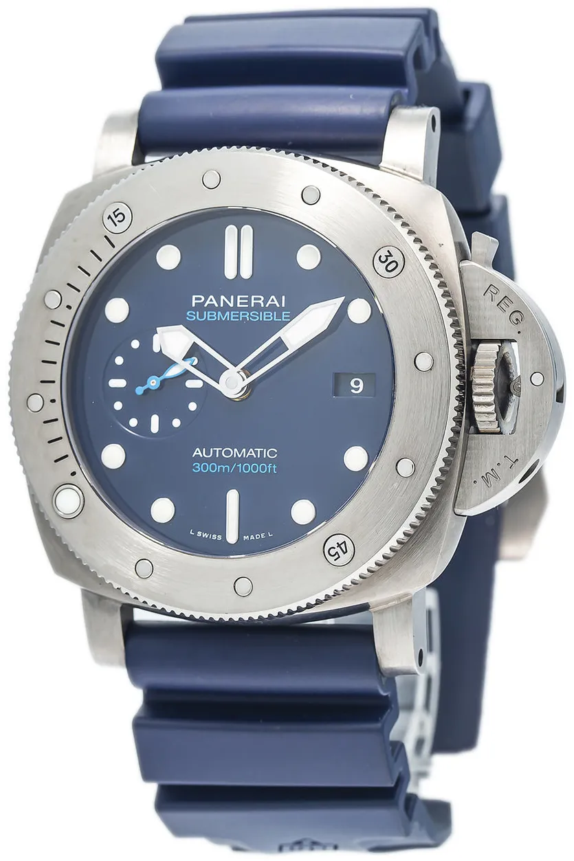 Panerai Submersible PAM 00692 47mm Titanium Blue