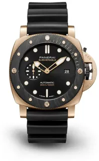 Panerai Submersible 1086351 18k rose gold Black