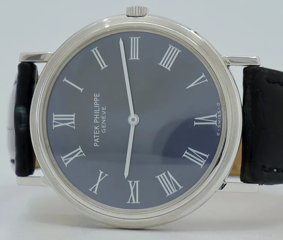 Patek Philippe Calatrava 3591G 33mm White gold and 18k white gold Blue and Gray 3